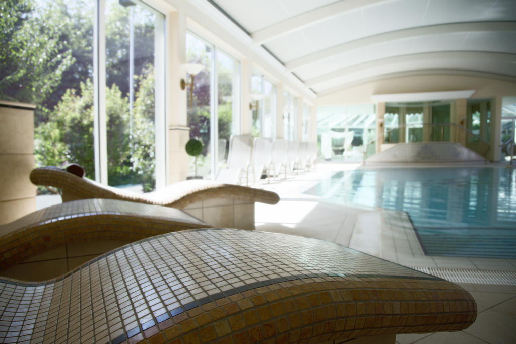 Thermenhotel Quellenhof Bad Fussing Bagian luar foto