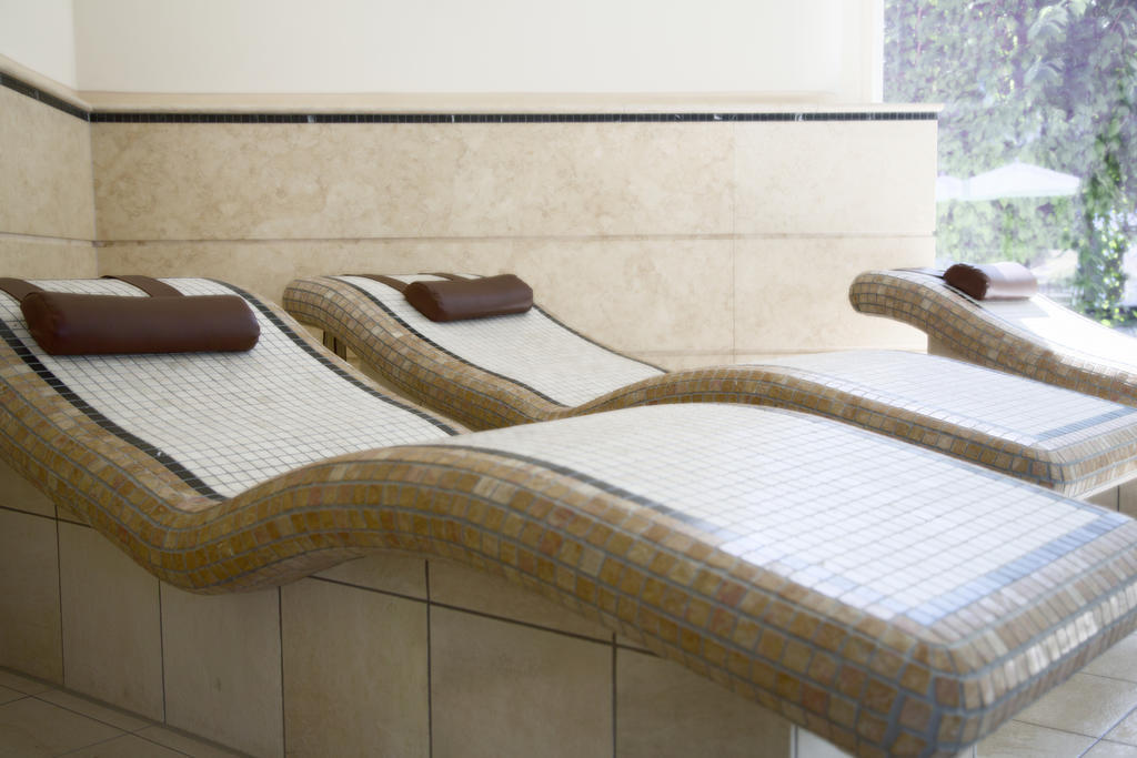 Thermenhotel Quellenhof Bad Fussing Bagian luar foto